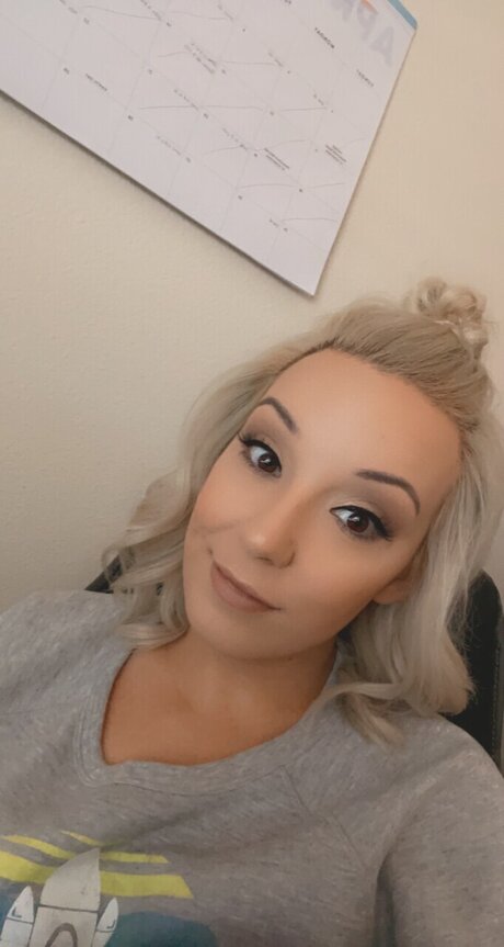 Lacey Voss nice pornstar pics