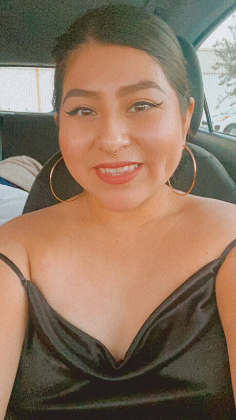 Toenella pornstar pretty pic