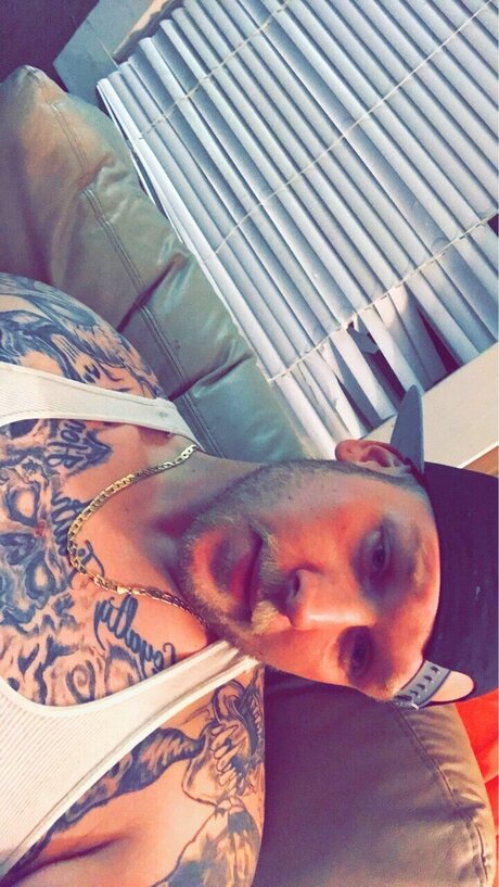 Tatted up white boy pornstar sex pics