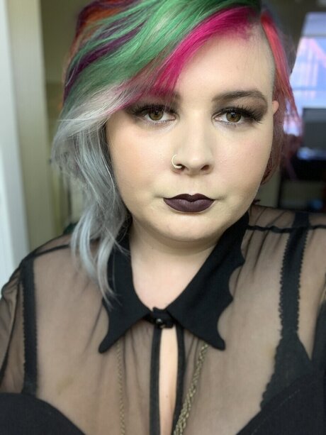 hmc nude actress photo