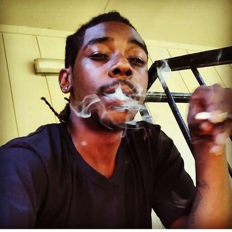 Thevibe ent pornstar sexy picture