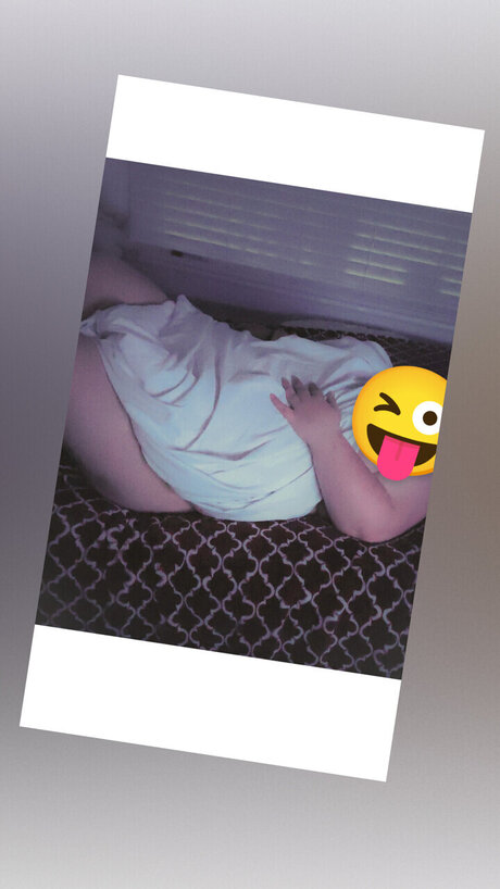 Adi Rose exclusive star galleries