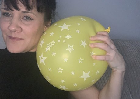 chezzmanifestation pretty actress img