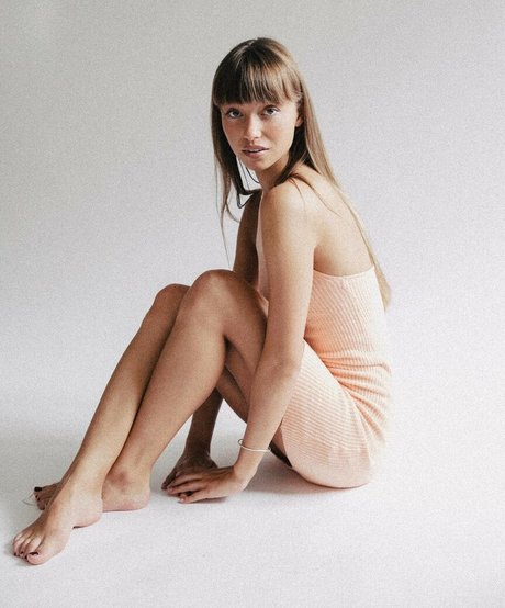 telmaxlouise pornographic actress gallery