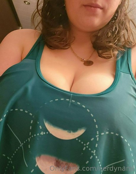 nerdynami high quality model pictures