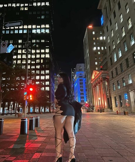 Iyari Berumen Iyib fit free pornstar image