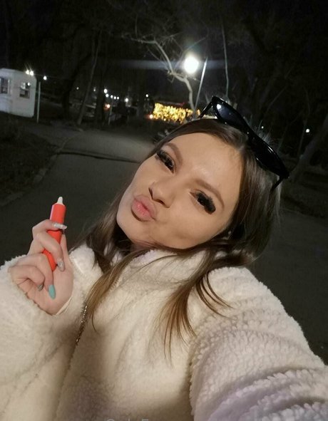 sweetromana naked star images