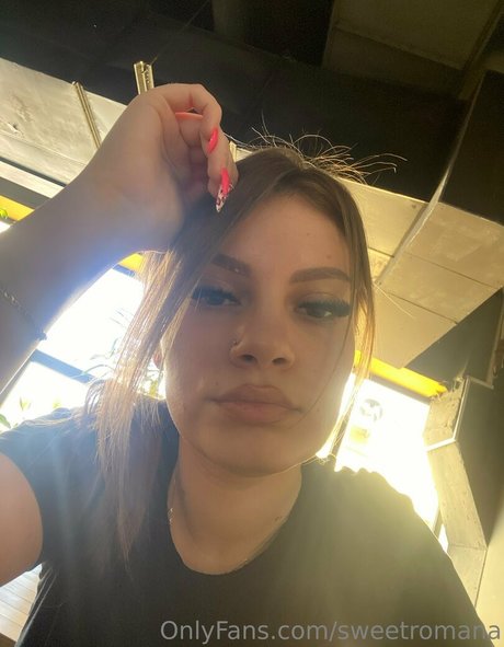 sweetromana adult star pics