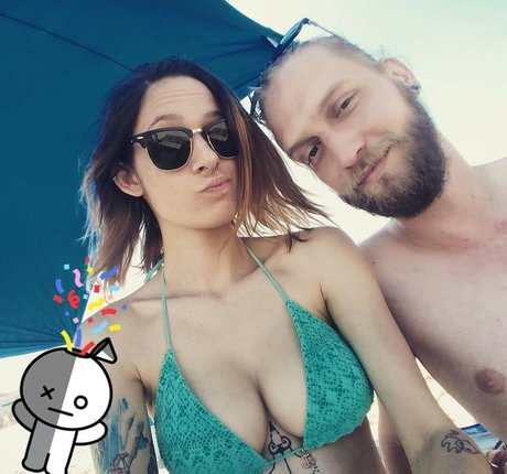 Poli Kap star adult pics