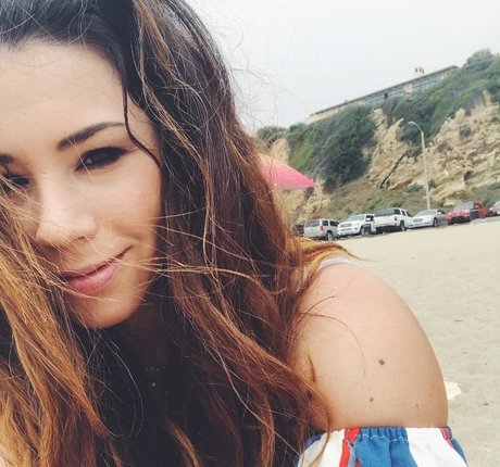 Jillian Rose Reed best pornstar img