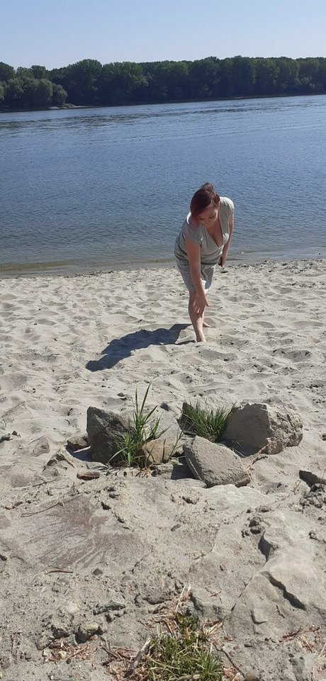 lealadyfree pornstar exclusive pic