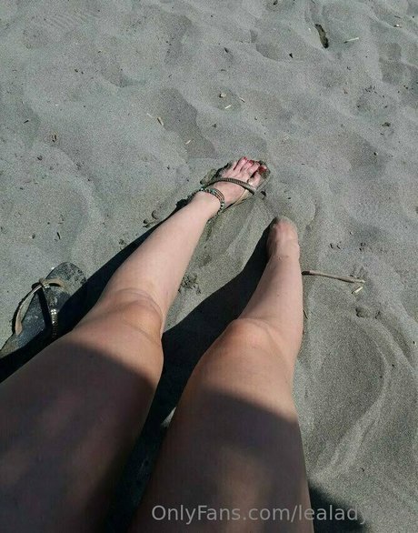 lealadyfree hot star galleries