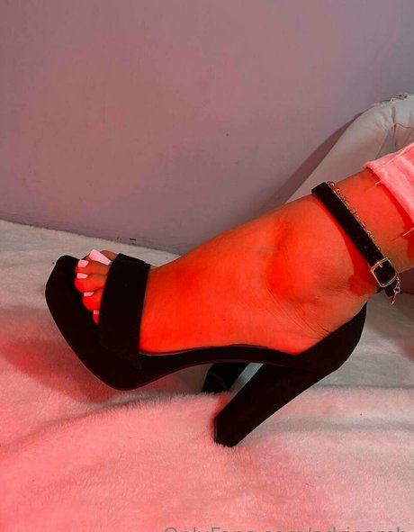 Adrieamb star hot photo