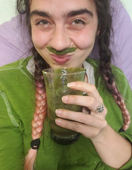 magicalswampgoblin nude actress galleries