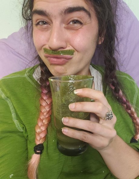 magicalswampgoblin art model pics