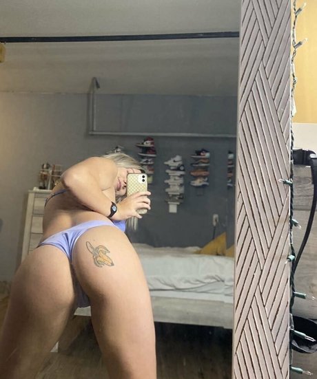 hanwbanz pretty pornstar photo