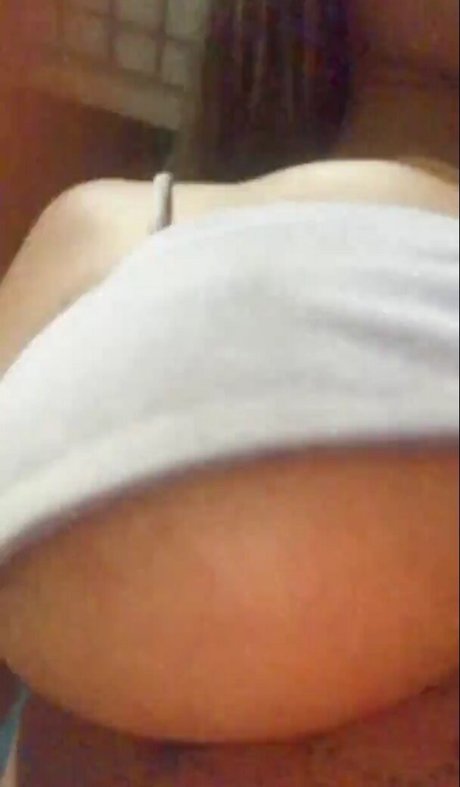 Milena Dantas sexy star photos