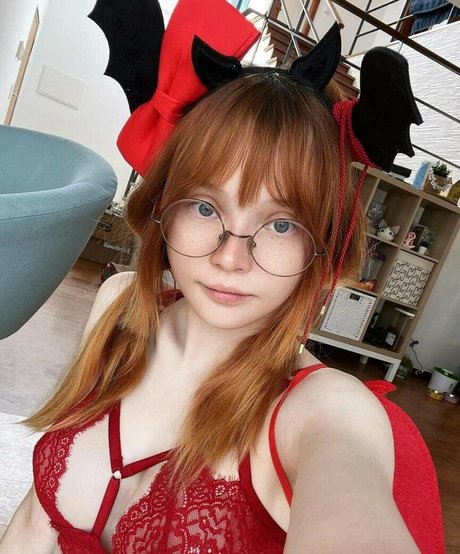 AlisaPikaPika sex model galleries