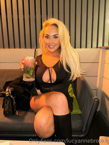 lucyannebrooks star hot pics