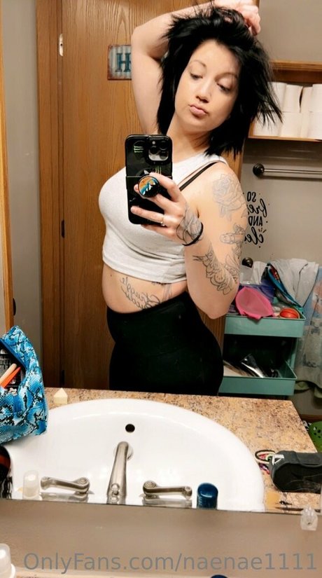 naenae1111 star top pic