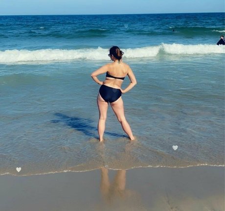 umassgirl pornstar naked pic