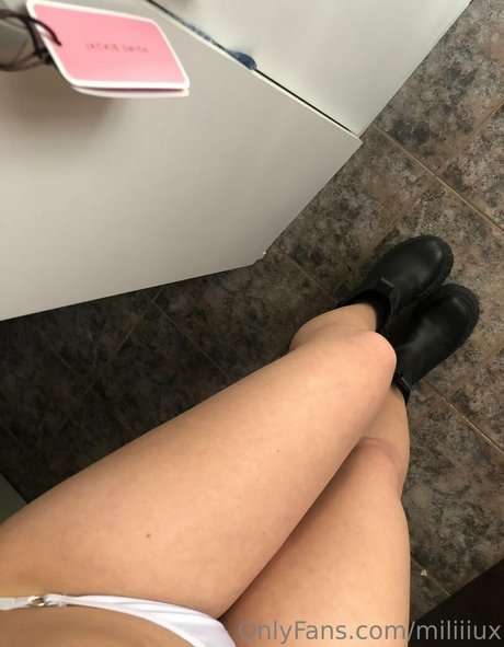 miliiiux actress photo