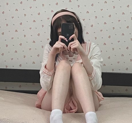 conitenok exclusive actress archive