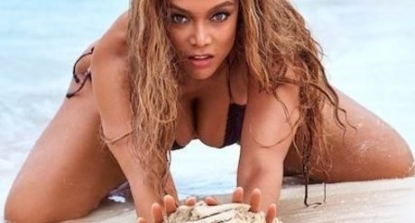 Tyra Banks art model photos