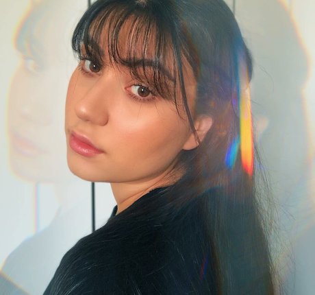 Yazzi star sex pictures