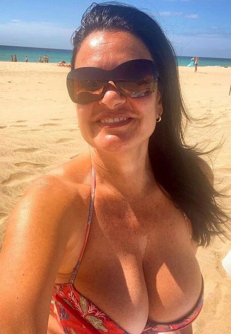 Angela Cavagna star xxx pics