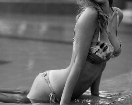 eroticasandy star archive