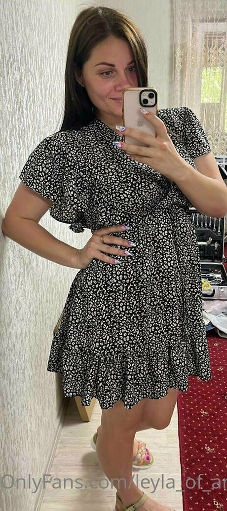 leyla of angel sexy model img