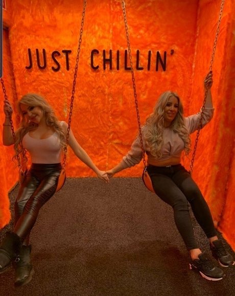 ashleygoldca exclusive star picture