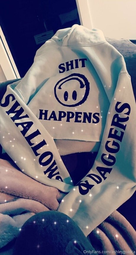 ashleygoldca star naked pictures