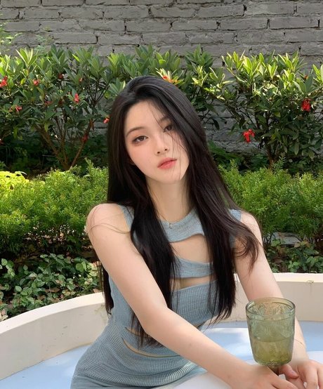 iamazhai star nude pics