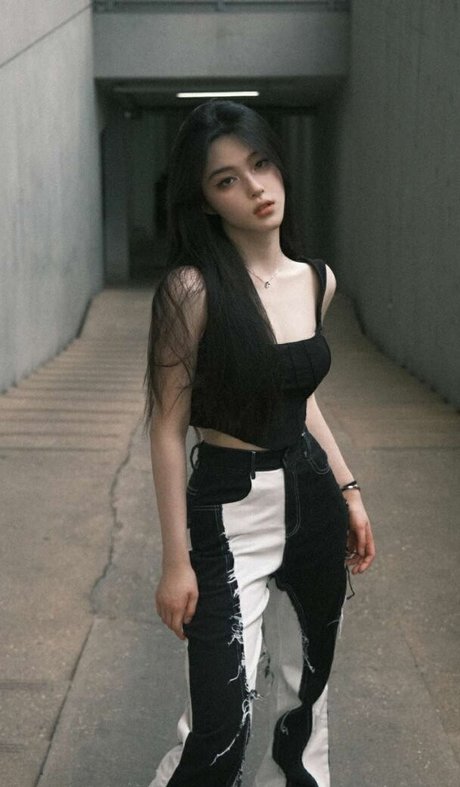 iamazhai art model gallery