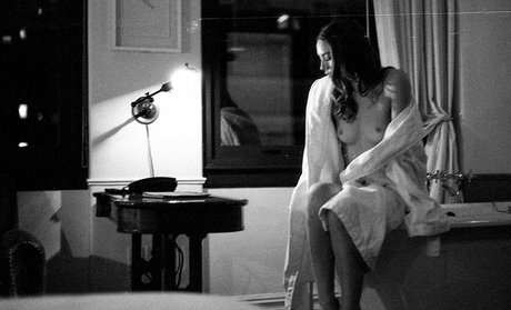 Tessas Ghost hot star photos