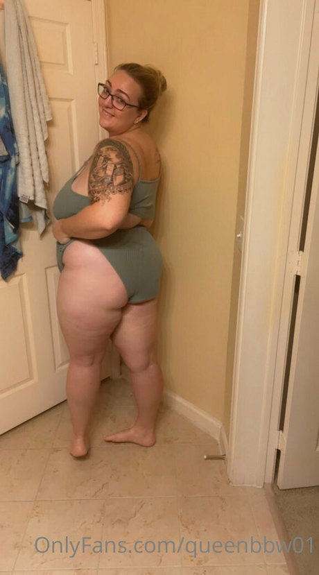 queenbbw01 art pornstar pictures