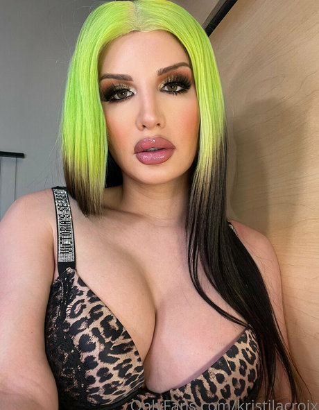 kristilacroix star naked images