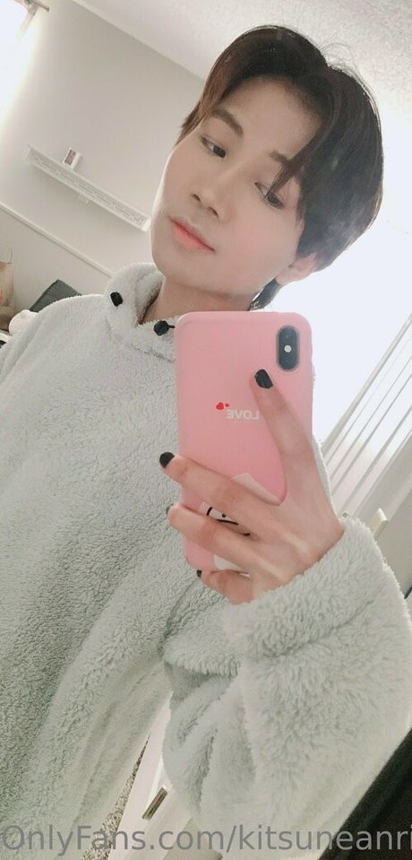kitsuneanwi hd pornstar pic