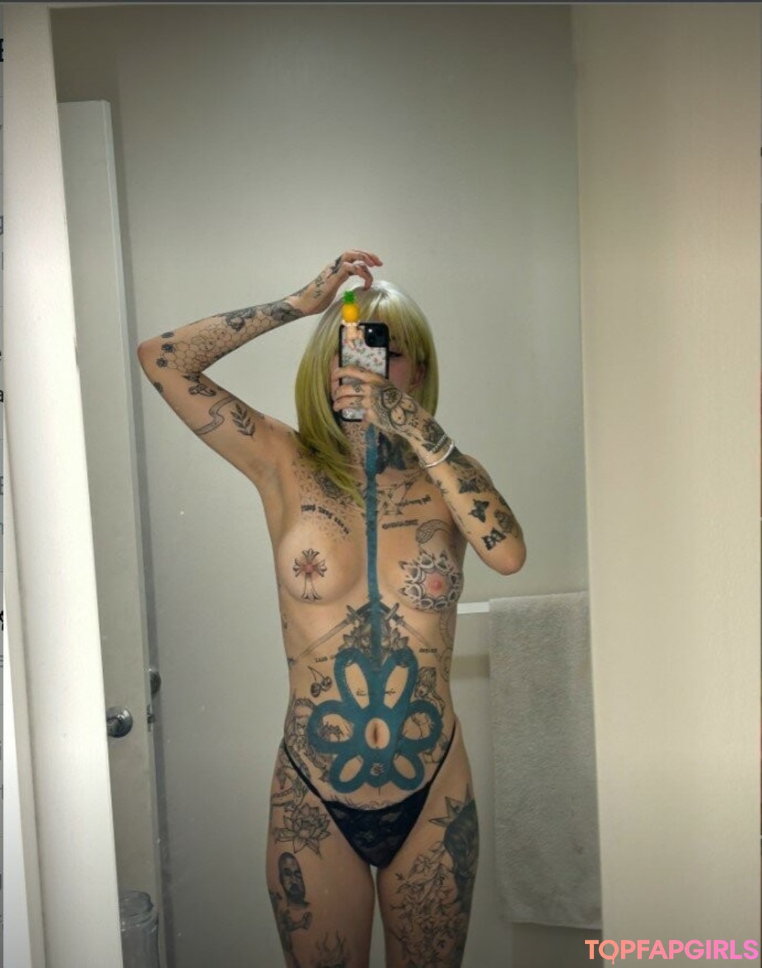 Coco Blake star naked picture