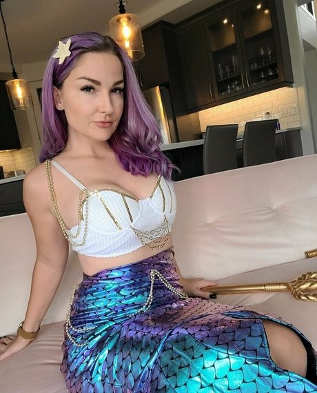 DaniAshley xxx model image