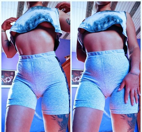 bren1197 model hot picture