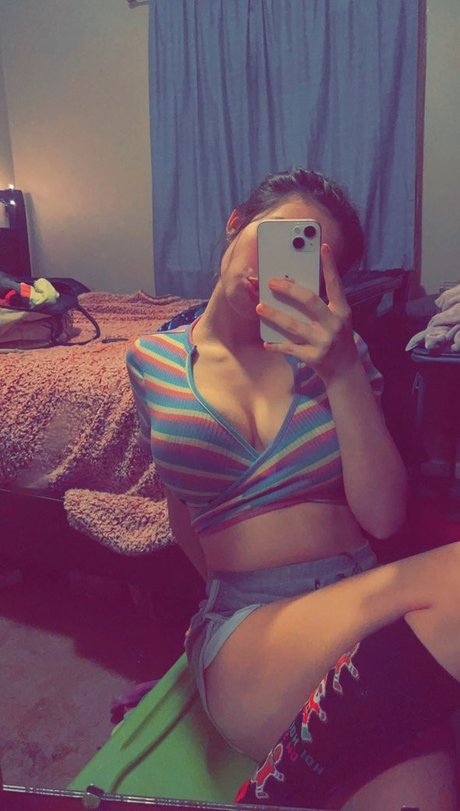 savannah star exclusive image