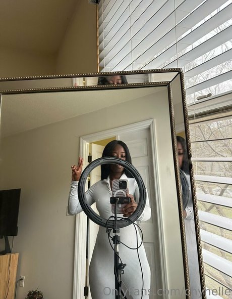 chynelle model best img