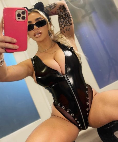 Ashley Bernier pornstar sex image