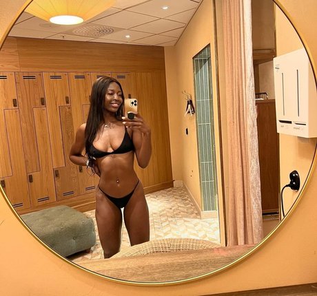 Khaddi Sagnia model image