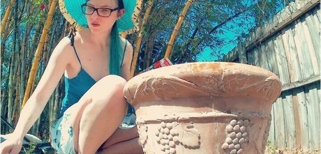 serenityshoals erotic model gallery