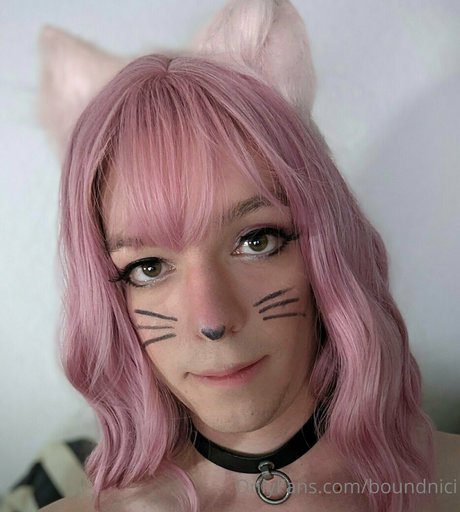 boundnici pretty model gallery