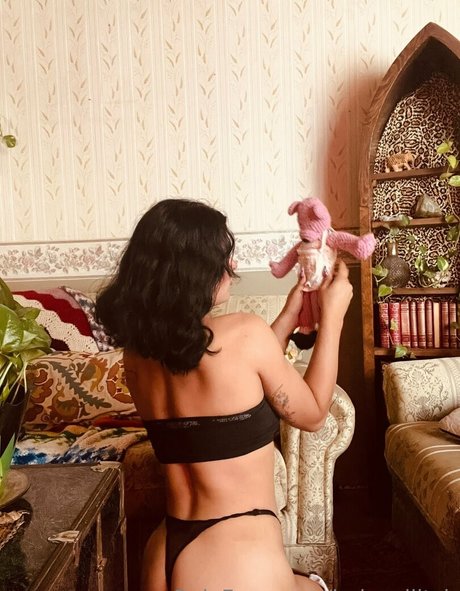 babywiiitch xxx pornstar photo